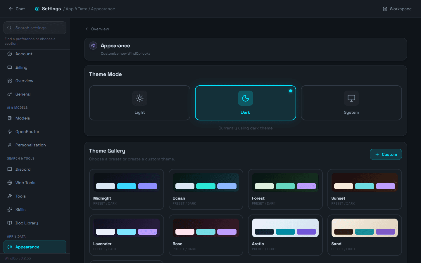 Settings Appearance section with theme mode and theme gallery
